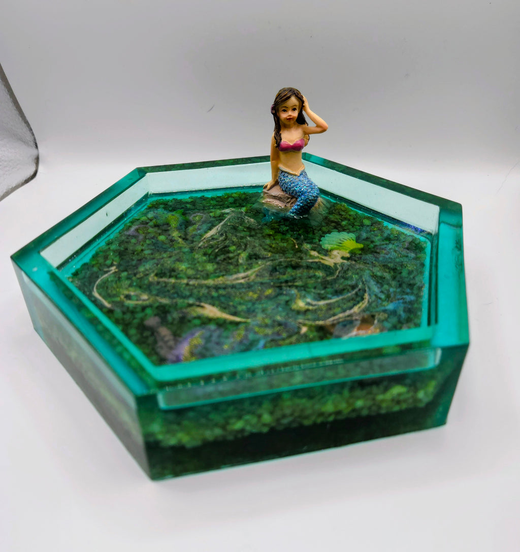 Mermaid Grotto Dice Tray