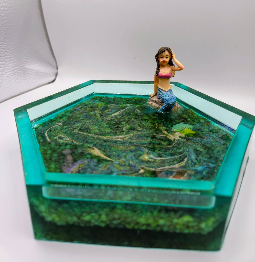 Mermaid Grotto Dice Tray